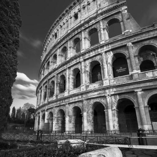 ColosseoLongExposure Vert